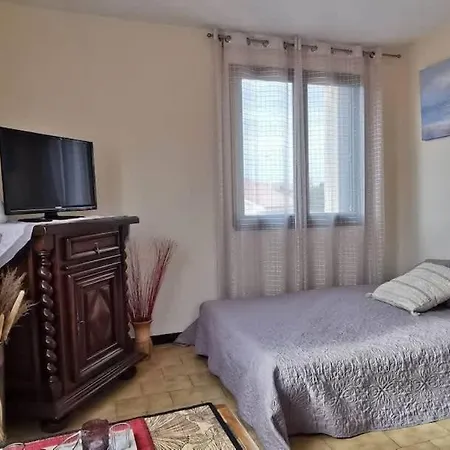 Valras-loc T2 Spacieux Et Calme Au Coeur De Appartement Valras-Plage